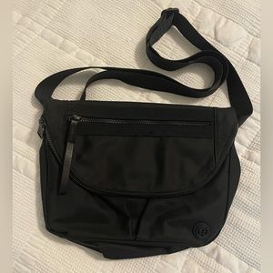 Lululemon All Night Festival Bag